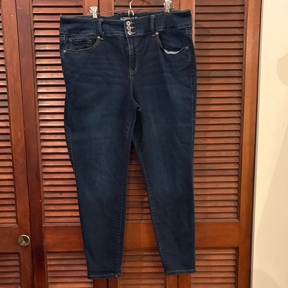 Torrid super soft skinny jegging